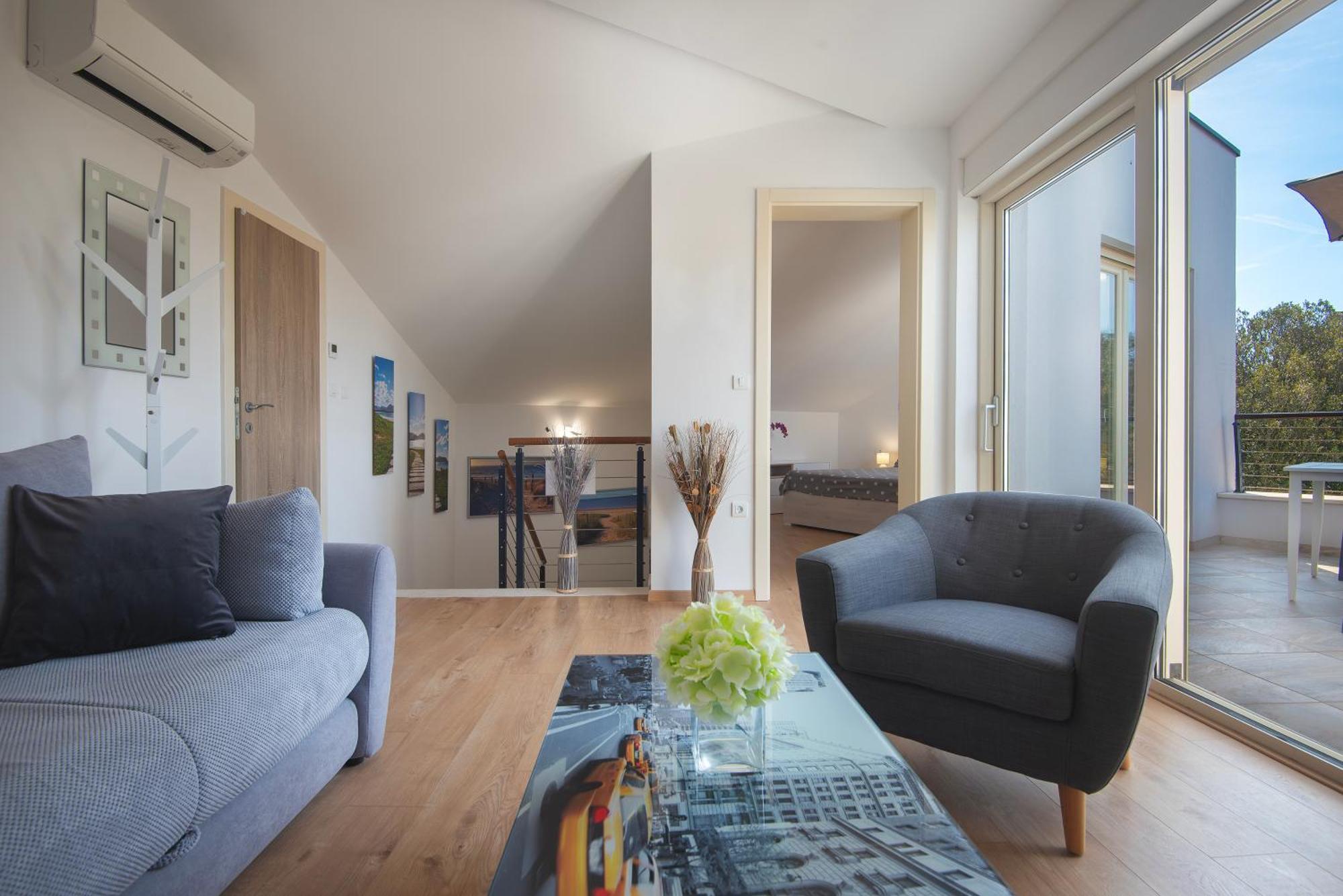Apartment Klara ปิเยชชานา อูวาลา ภายนอก รูปภาพ